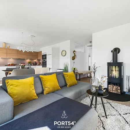 Captain Barbossa * Olpenitz